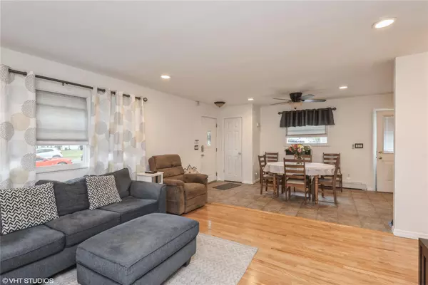 Ronkonkoma, NY 11779,32 Seusing BLVD