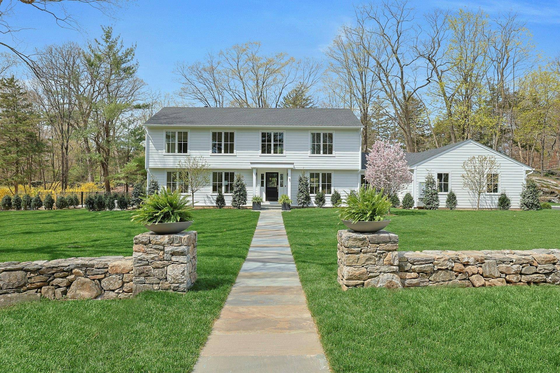 Armonk, NY 10504,1 Devoe RD