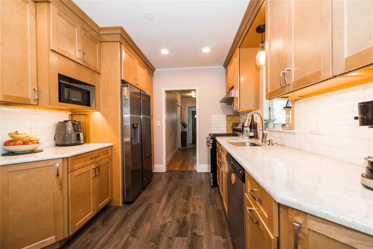 New Rochelle, NY 10801,168 4th ST