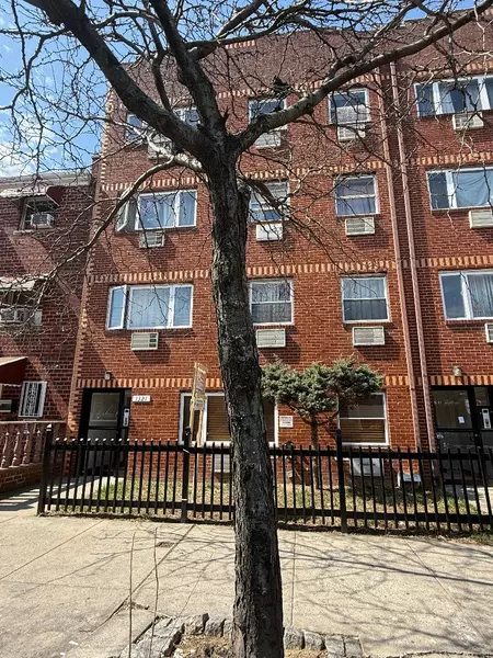 1321 Purdy ST, Bronx, NY 10462