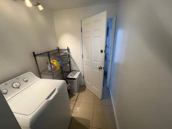 Glendale, NY 11385,6020 Saint Felix AVE