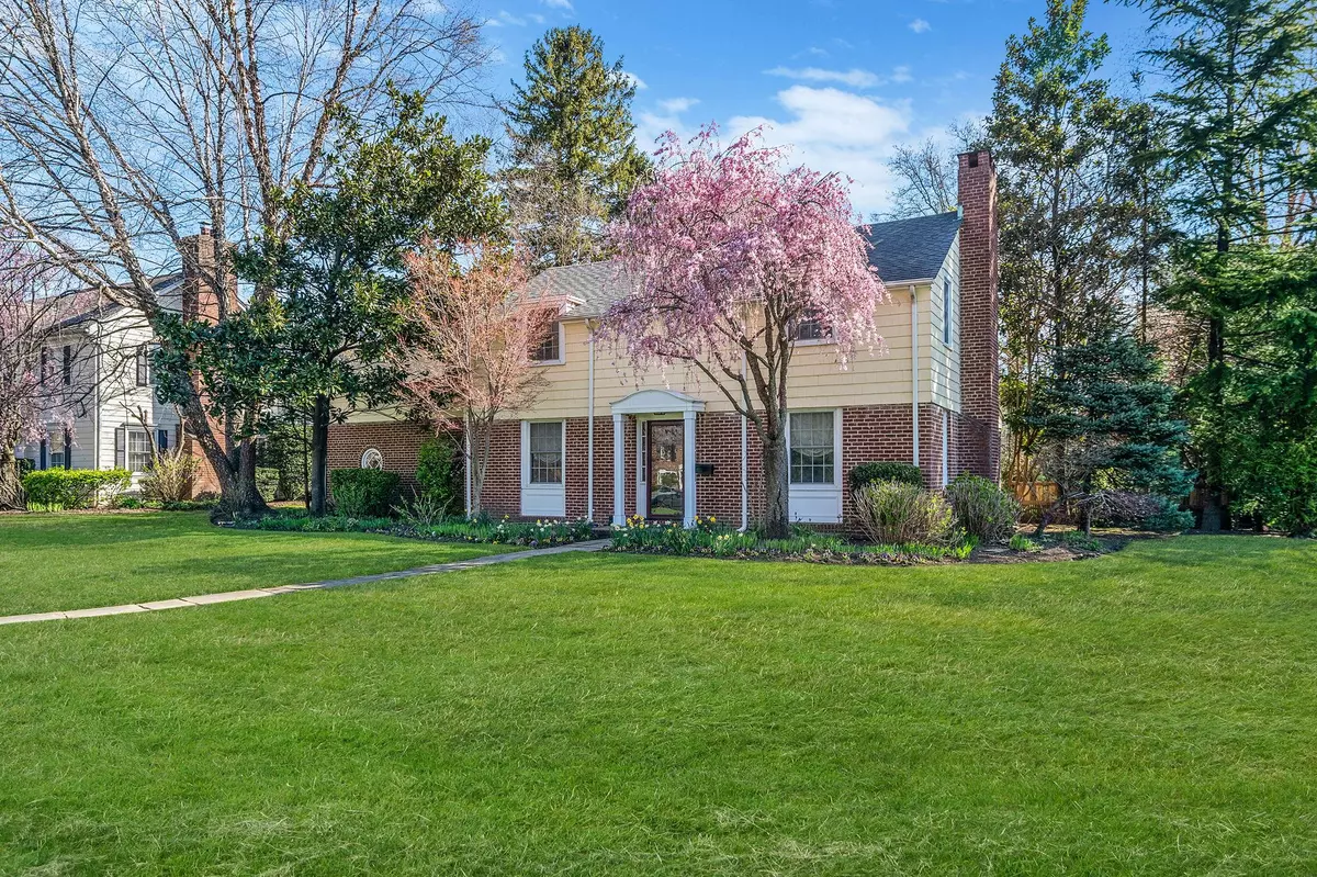 Garden City, NY 11530,1 Prospect AVE