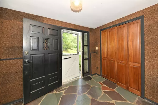 Spring Valley, NY 10977,26 Greenridge WAY