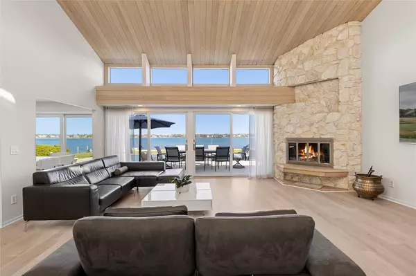 Hampton Bays, NY 11946,17 Romana DR