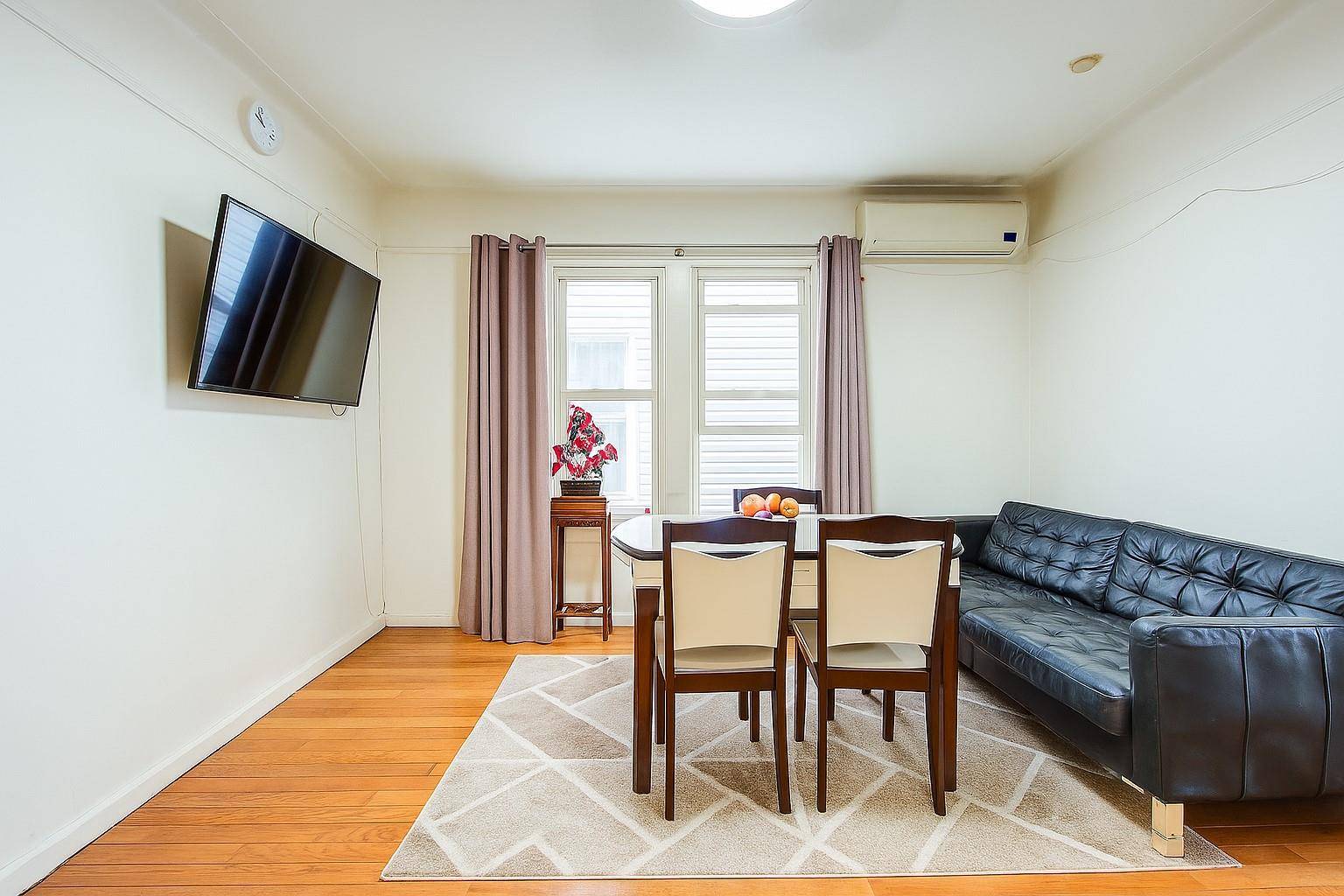 College Point, NY 11356,121-41 6th AVE