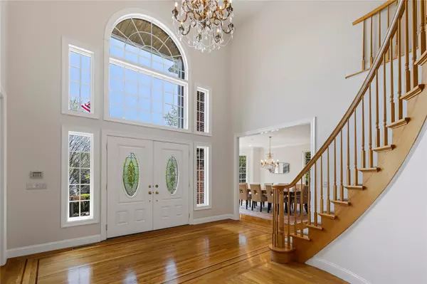 West Harrison, NY 10604,32 Stonewall CIR