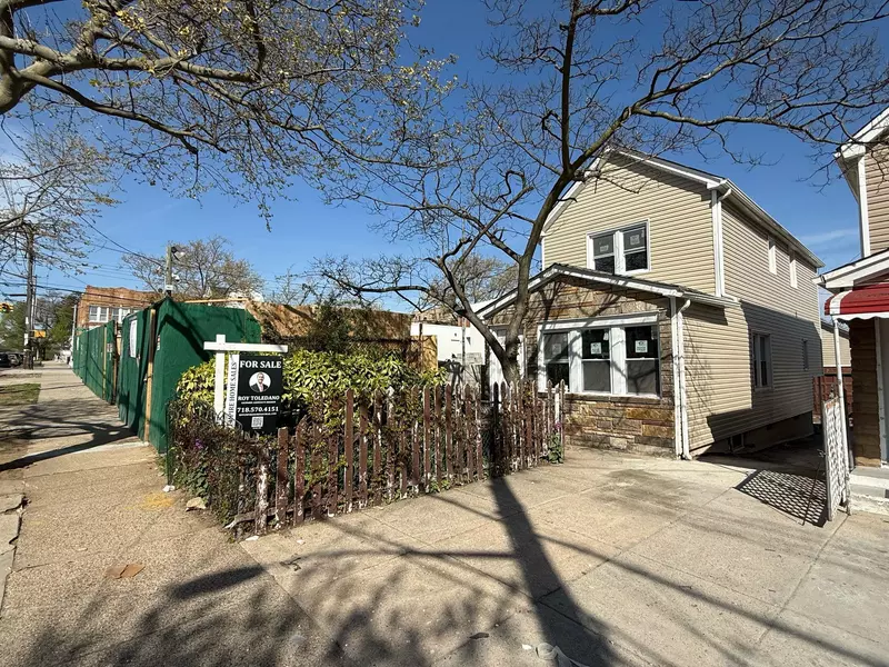 11911 Linden BLVD, South Ozone Park, NY 11420