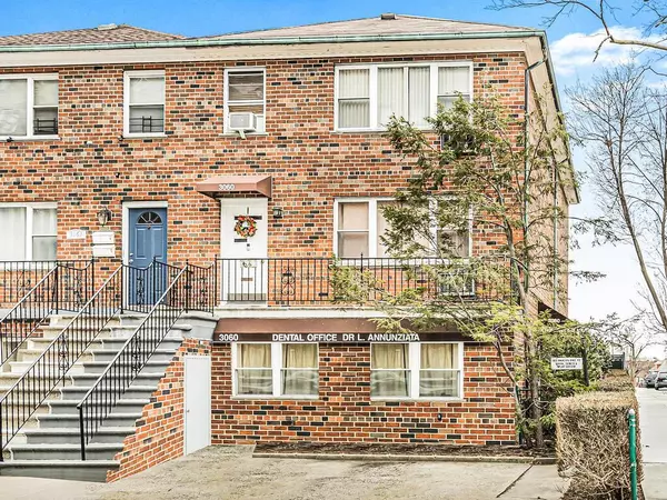 Bronx, NY 10461,3060 Roberts AVE #1