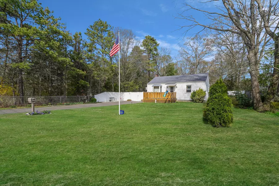 1871 Lincoln AVE, Holbrook, NY 11741