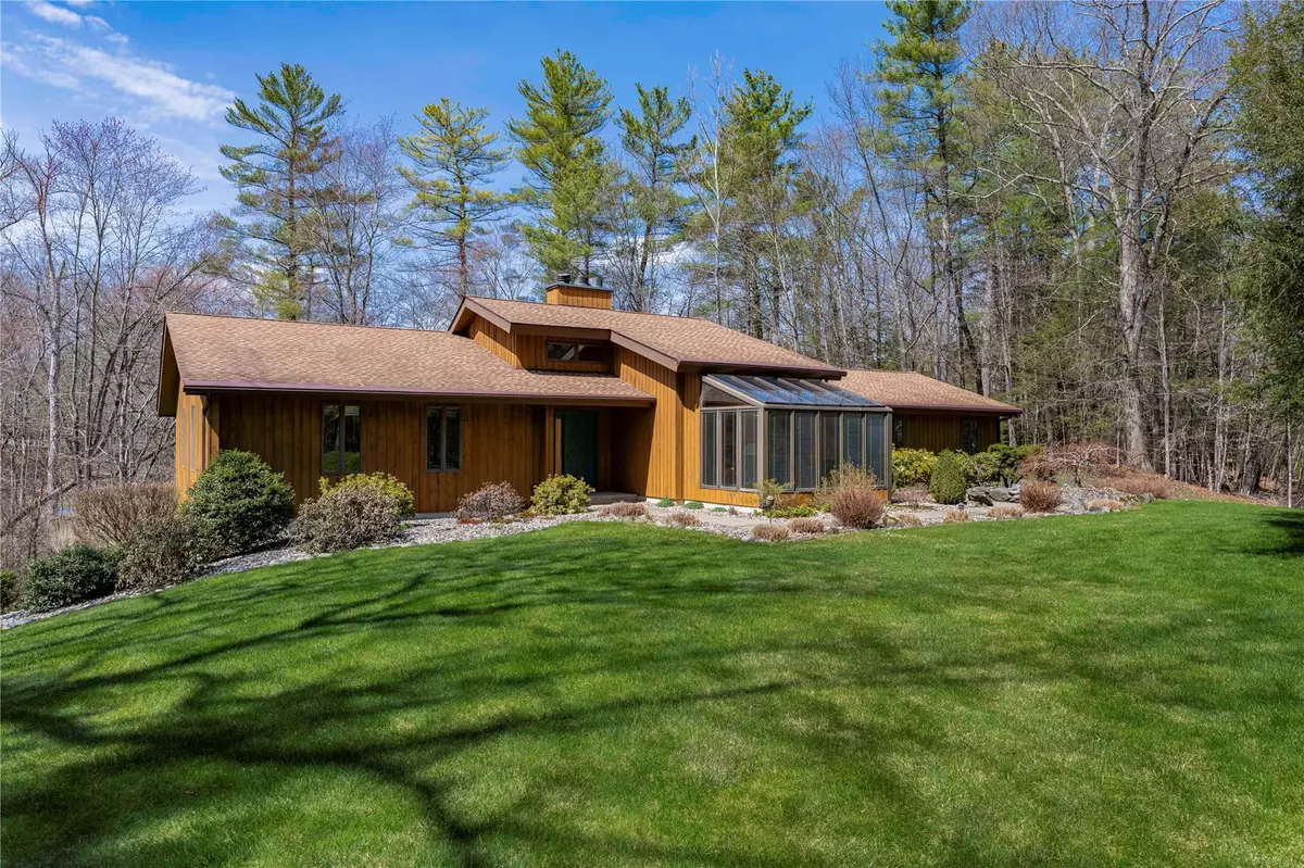 Hyde Park, NY 12538,23 Stoutenburgh DR