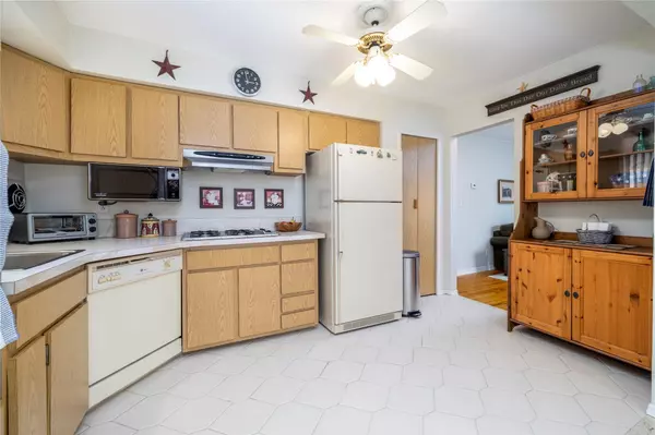 Freeport, NY 11520,465 Nassau AVE