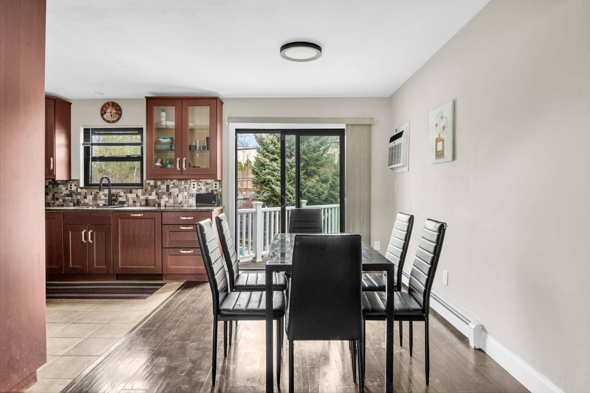 East Northport, NY 11731,3 Madsen LN