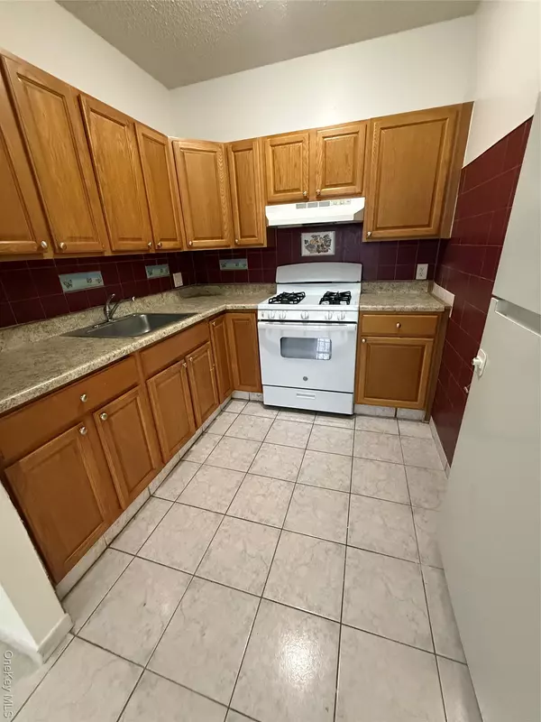 Bronx, NY 10456,769 Saint Anns AVE #42B