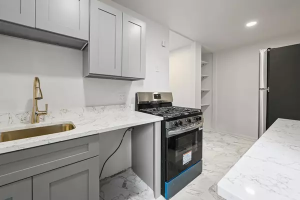 3751 86th ST #1L, Jackson Heights, NY 11372