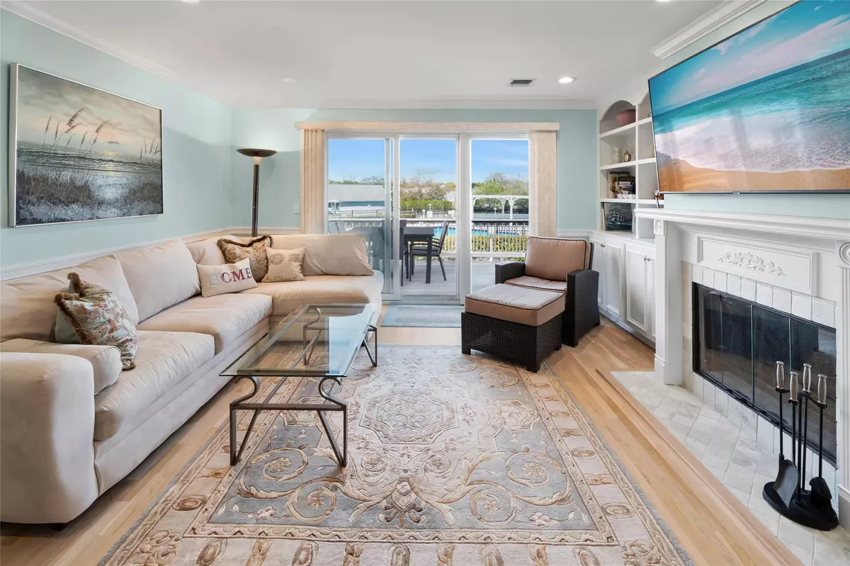 Westhampton Beach, NY 11978,3012 Mitchell RD #3012