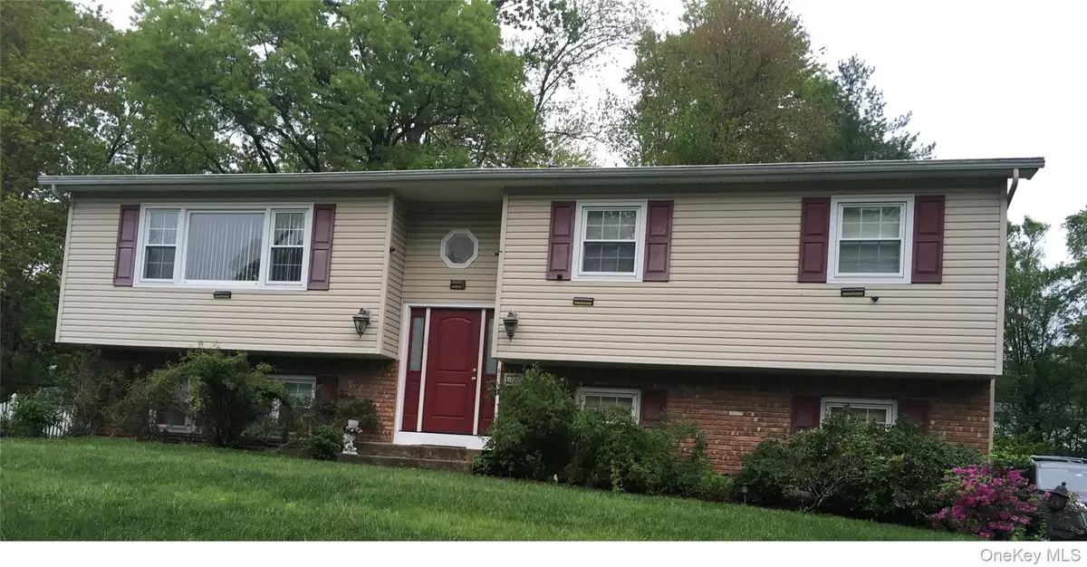 Bardonia, NY 10954,14 Westlyn Drive