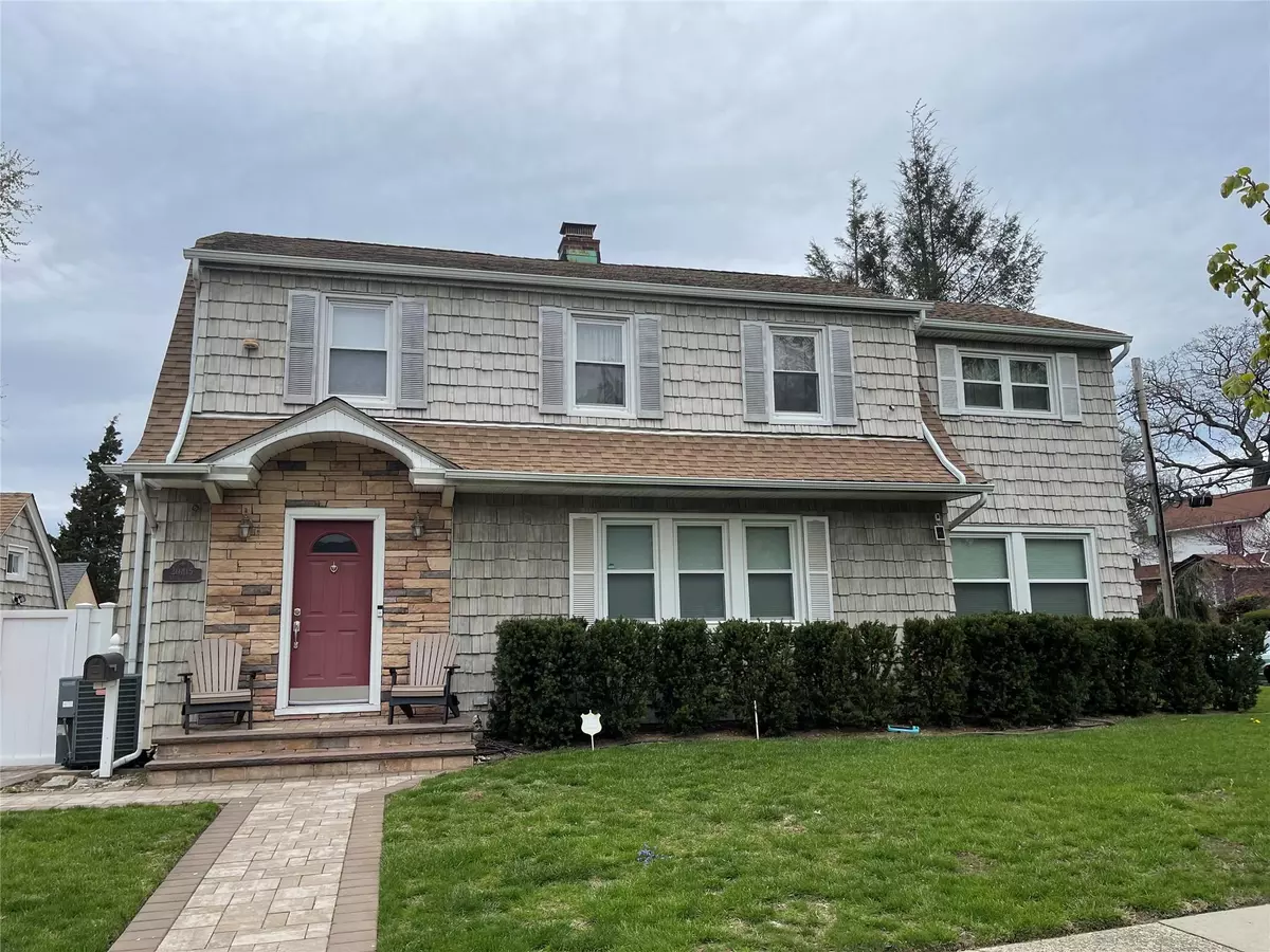 Bayside, NY 11361,20815 38th AVE