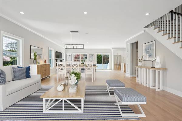 Port Washington, NY 11050,44 Harbor Hills DR