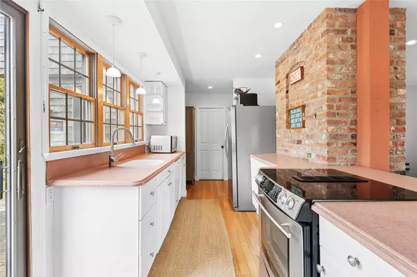 Amagansett, NY 11930,25 Gardiner DR