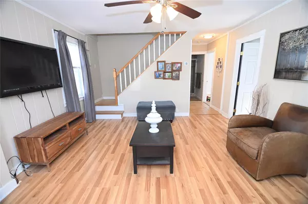 Mahopac, NY 10541,323 Birch RD