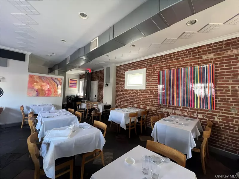 133 Glen Head RD, Glen Head, NY 11545