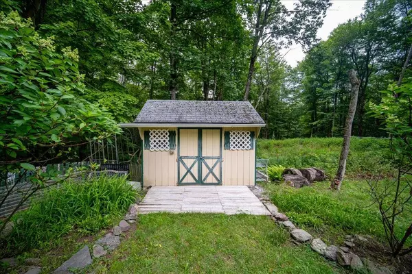 Kiamesha Lake, NY 12751,4772 Route 42 ##25 and #26