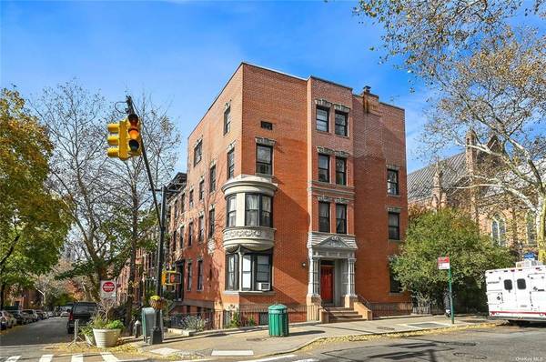Brooklyn, NY 11201,260 Hicks ST