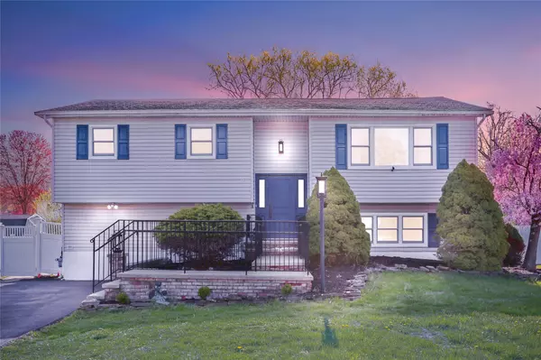 16 Castle CT, Thiells, NY 10984