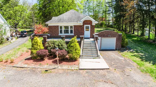 New Windsor, NY 12553,263 Quassaick AVE