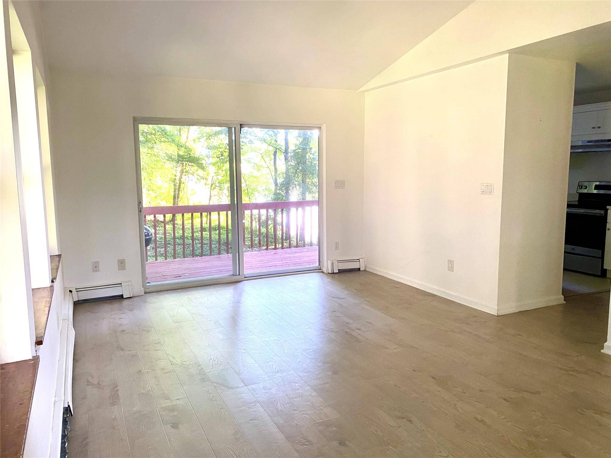 Shrub Oak, NY 10588,1297 E Main ST #6