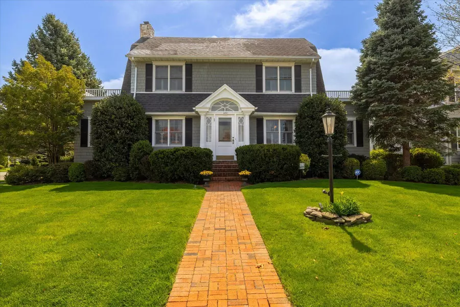 169 Hempstead AVE, Rockville Centre, NY 11570