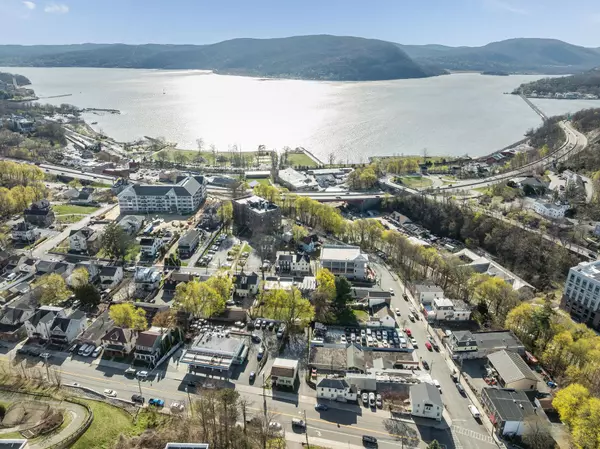 Peekskill, NY 10566,116 Washington ST