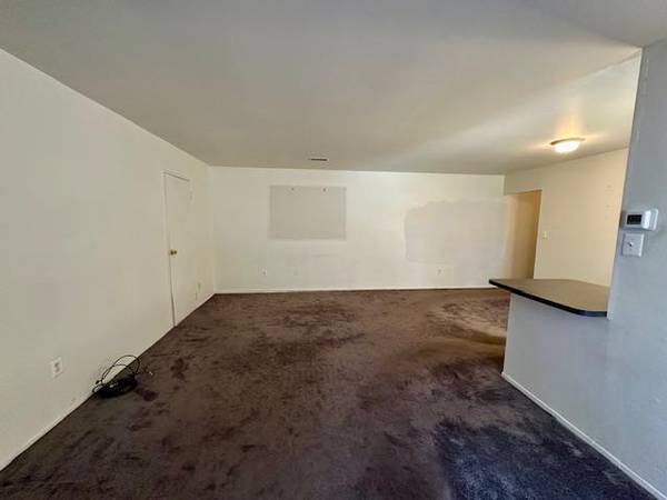 Coram, NY 11727,3 Kiowa CT #3K