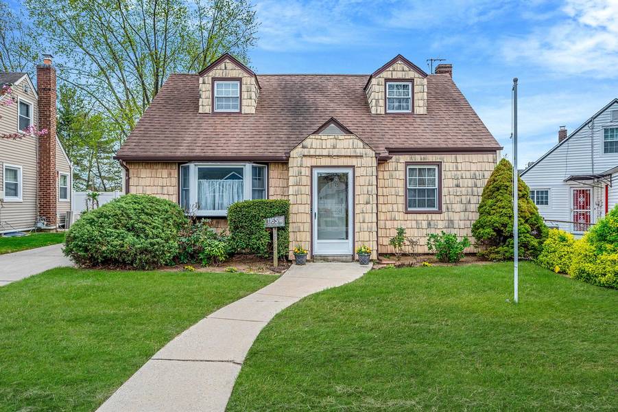 1165 Rottkamp St. ST, Valley Stream, NY 11580