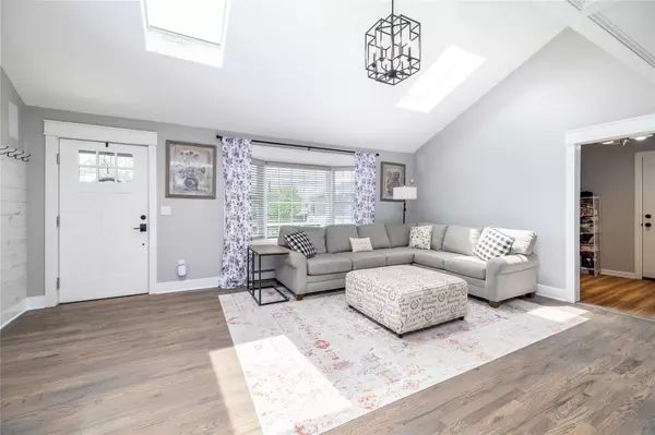 Island Park, NY 11558,333 Vanderbilt AVE