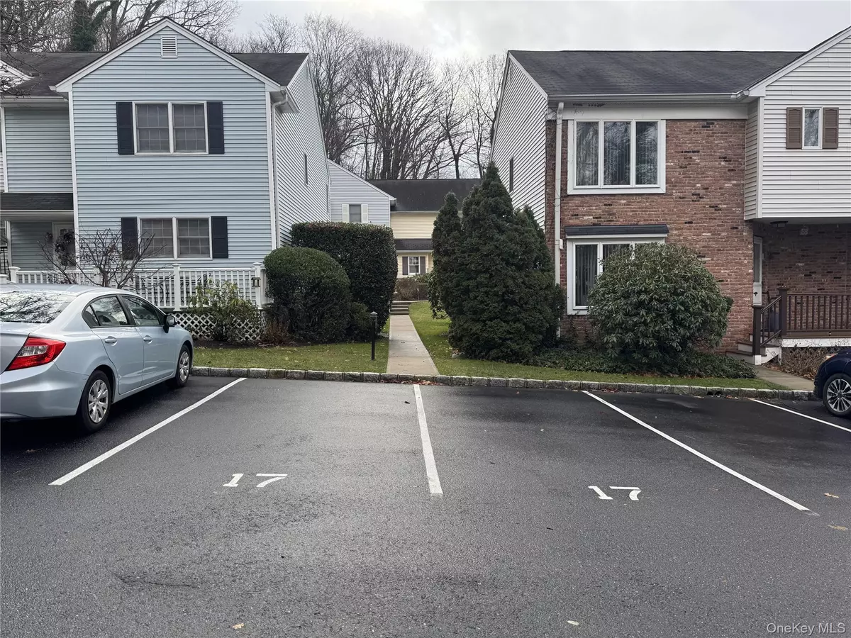 Port Jefferson, NY 11777,515 High ST #17