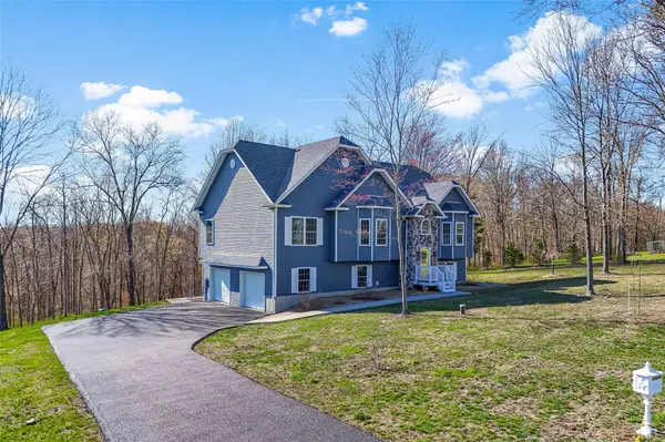 Washingtonville, NY 10992,12 Hill RD