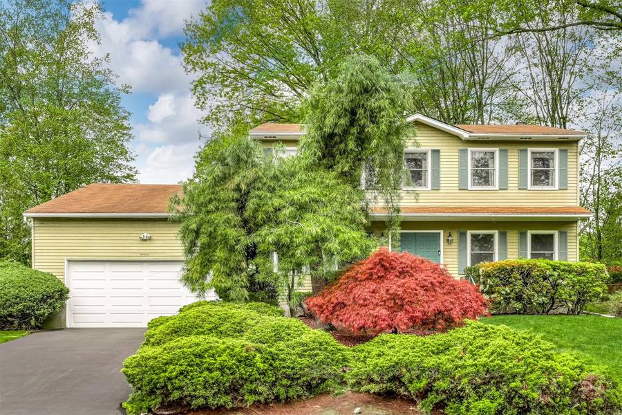 24 Cranford DR, New City, NY 10956