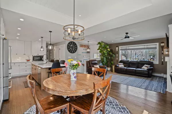 Westhampton Beach, NY 11978,43 Homestead Ave