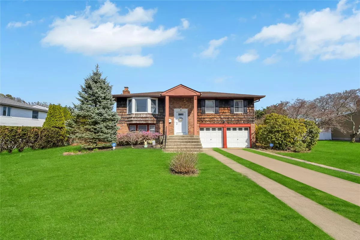 East Northport, NY 11731,9 Purdy AVE