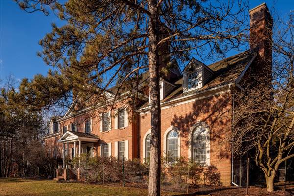 Chatham, NY 12136,147 Rock City RD