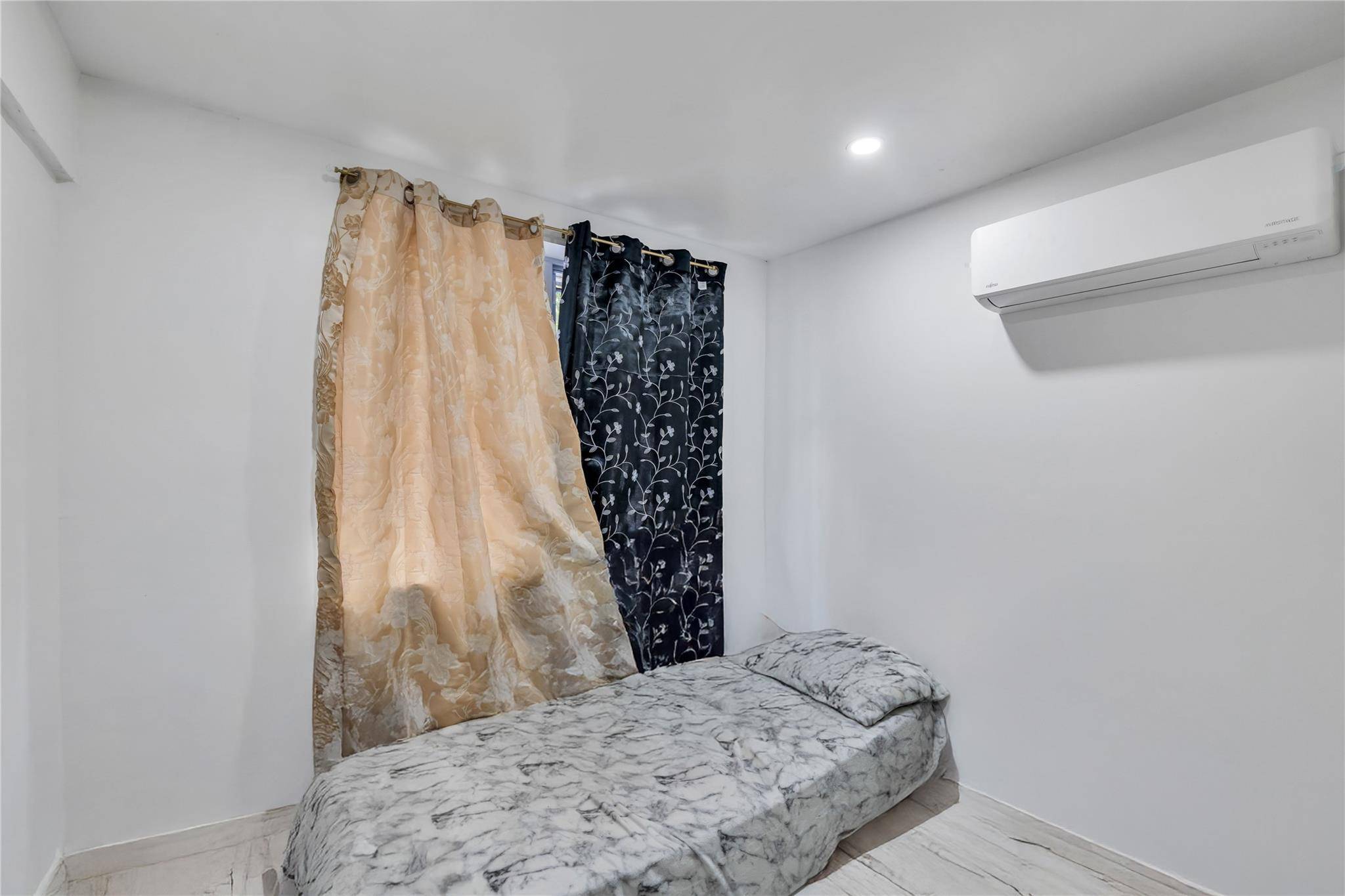 Brooklyn, NY 11233,324 Ralph AVE