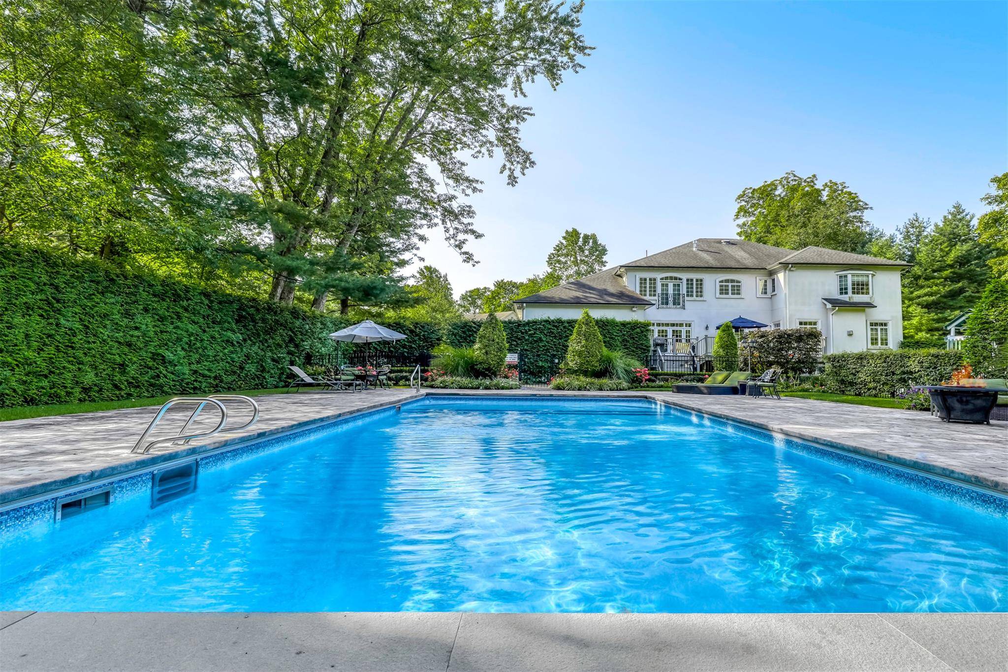 Monsey, NY 10952,38 S Parker DR