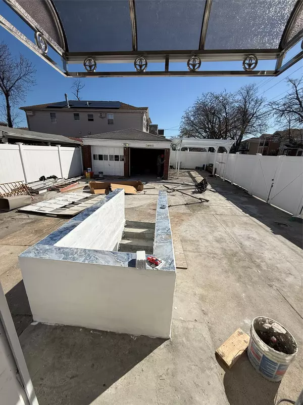 South Ozone Park, NY 11420,126-02 150th ave