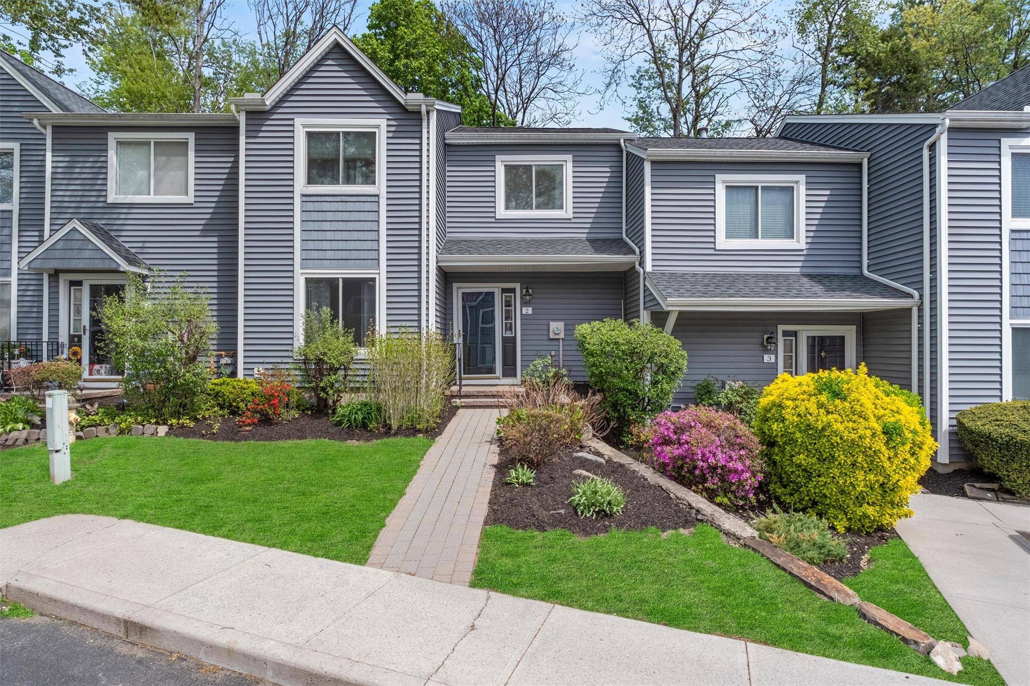 2 Hendrick HLS, Peekskill, NY 10566