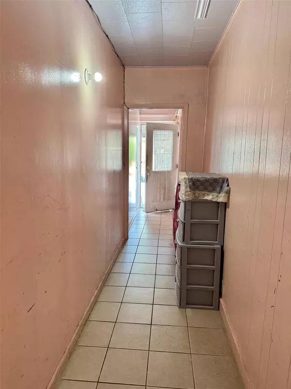 Richmond Hill S., NY 11419,101-14 118th st