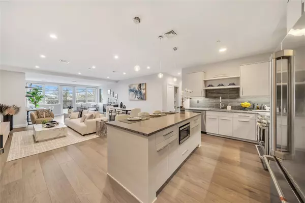 Mineola, NY 11501,101 Searing AVE #211