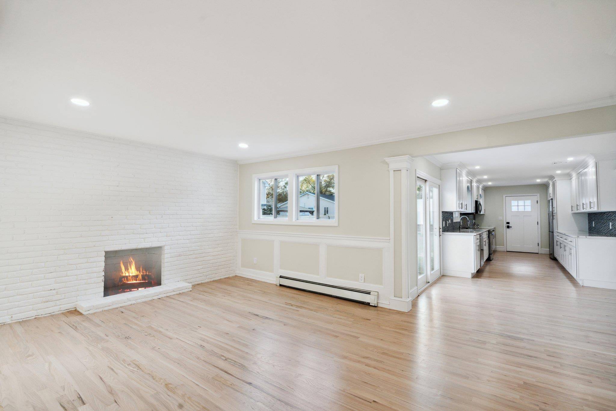 Dix Hills, NY 11746,24 New Jersey ST