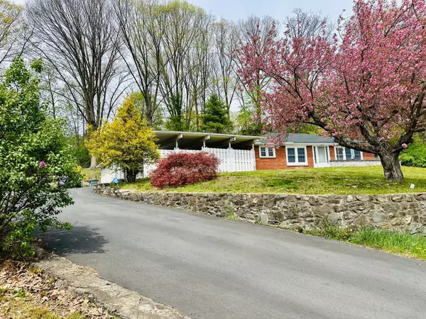 Newburgh, NY 12550,5035 Route 9 W