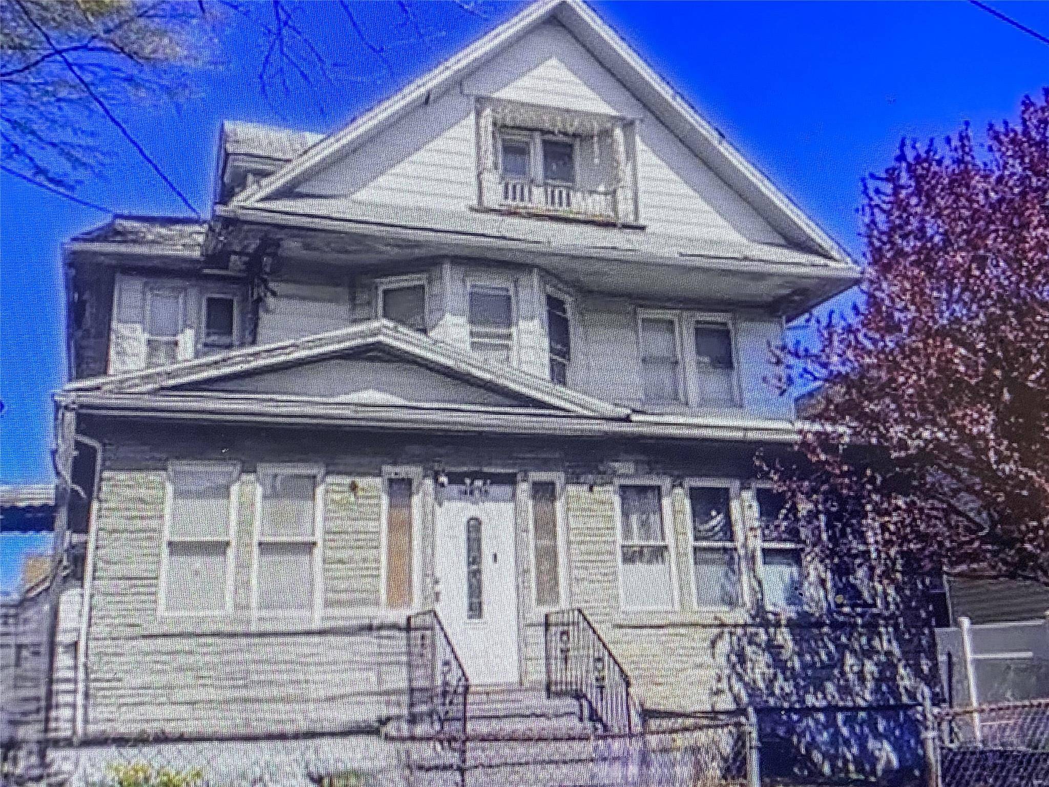 144-15 Lakewood AVE, Jamaica, NY 11435